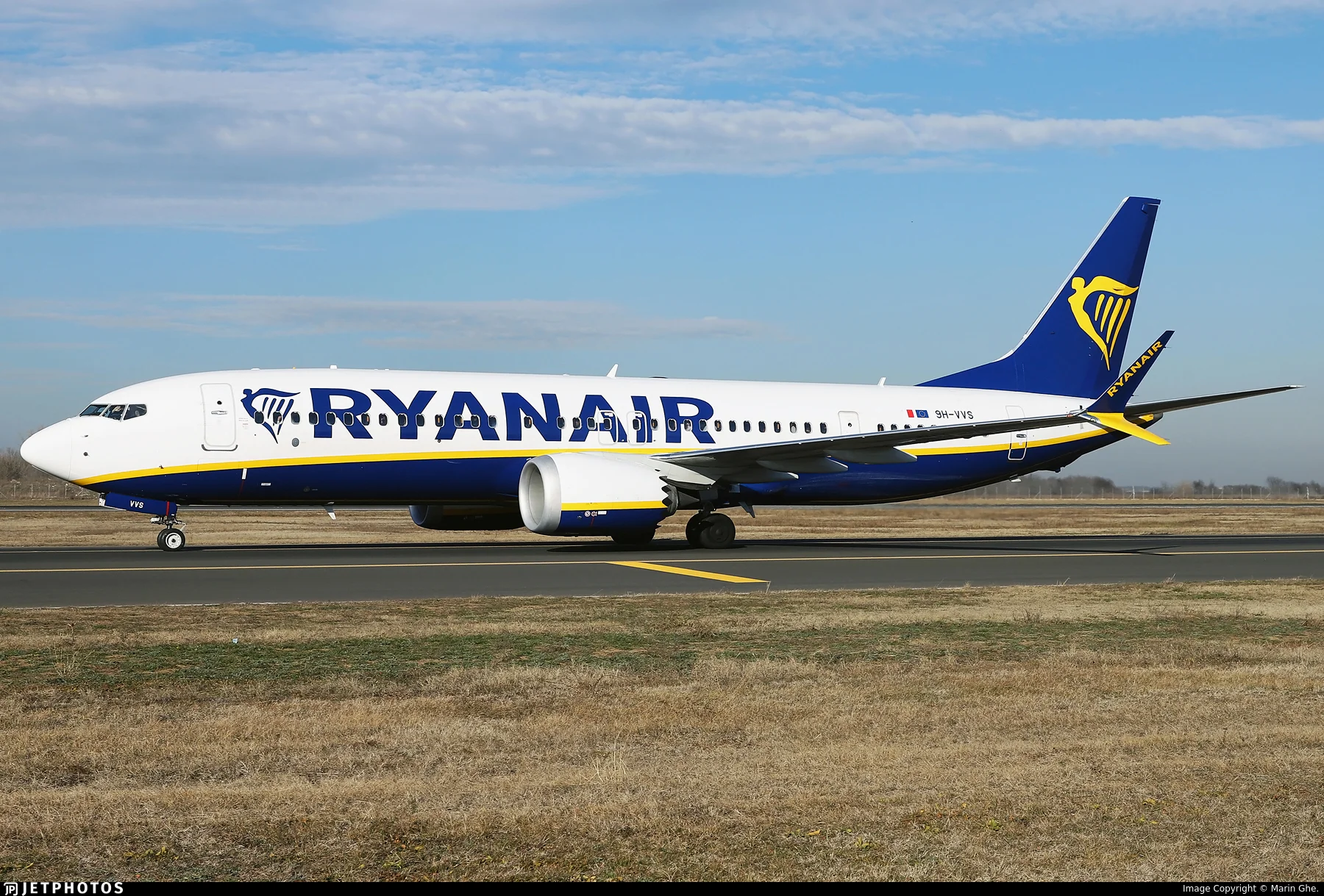 Ryanair 9H-VVS B38M