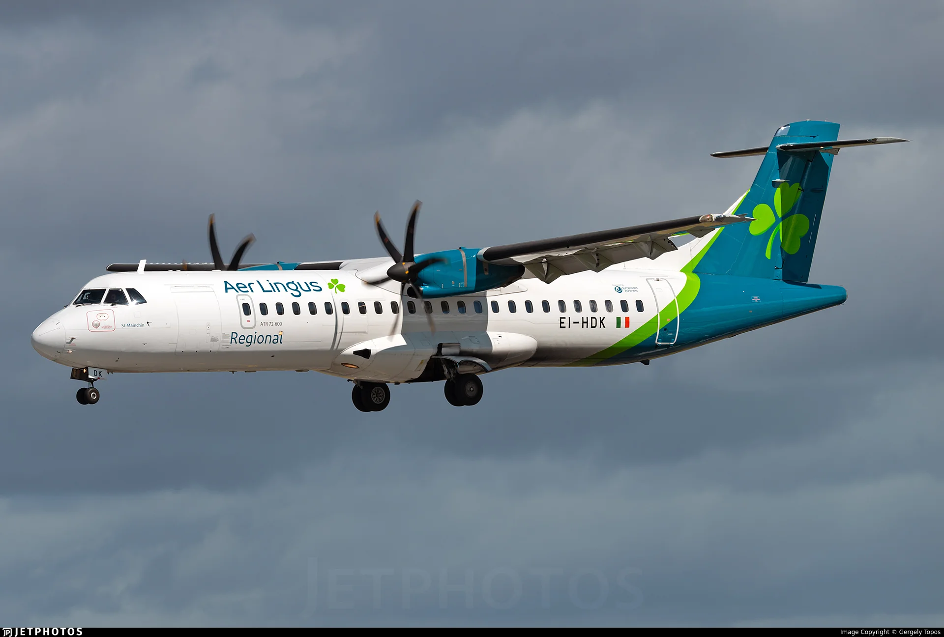 Emerald Airlines EI-HDK AT76