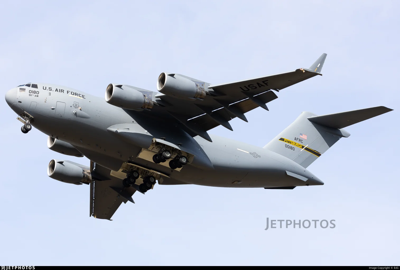 United States - Air Force 00-0180 C17