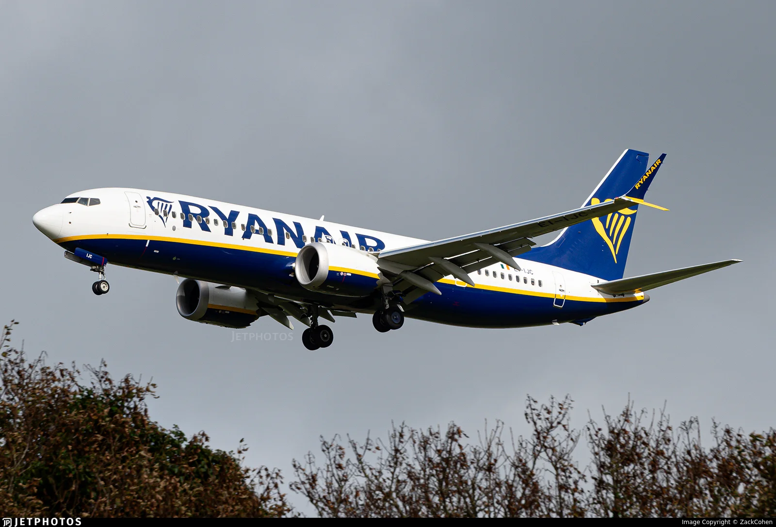 Ryanair EI-IJC B38M