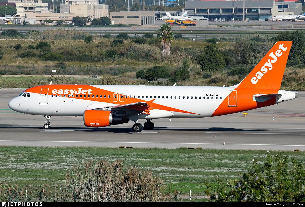 easyJet G-EZTA A320