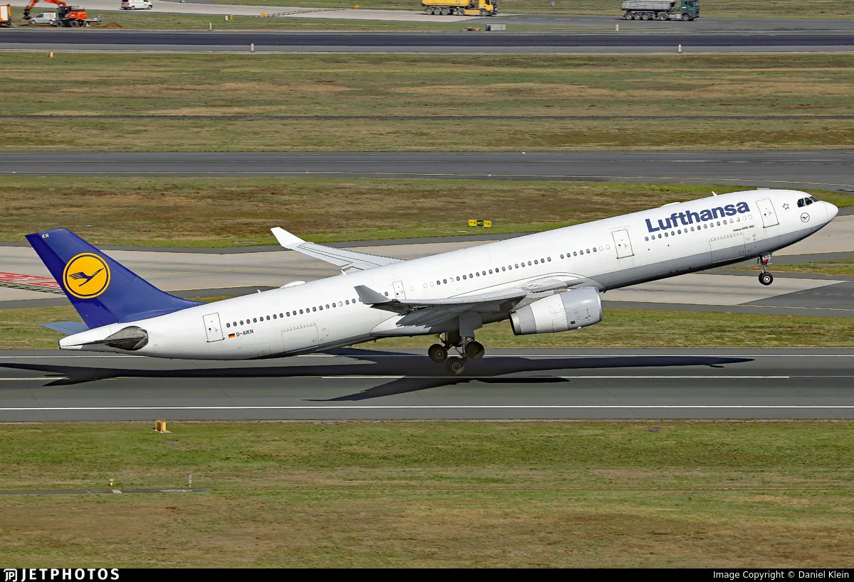 Lufthansa D-AIKN A333