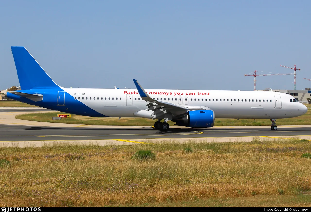Jet2 G-HLYO A21N