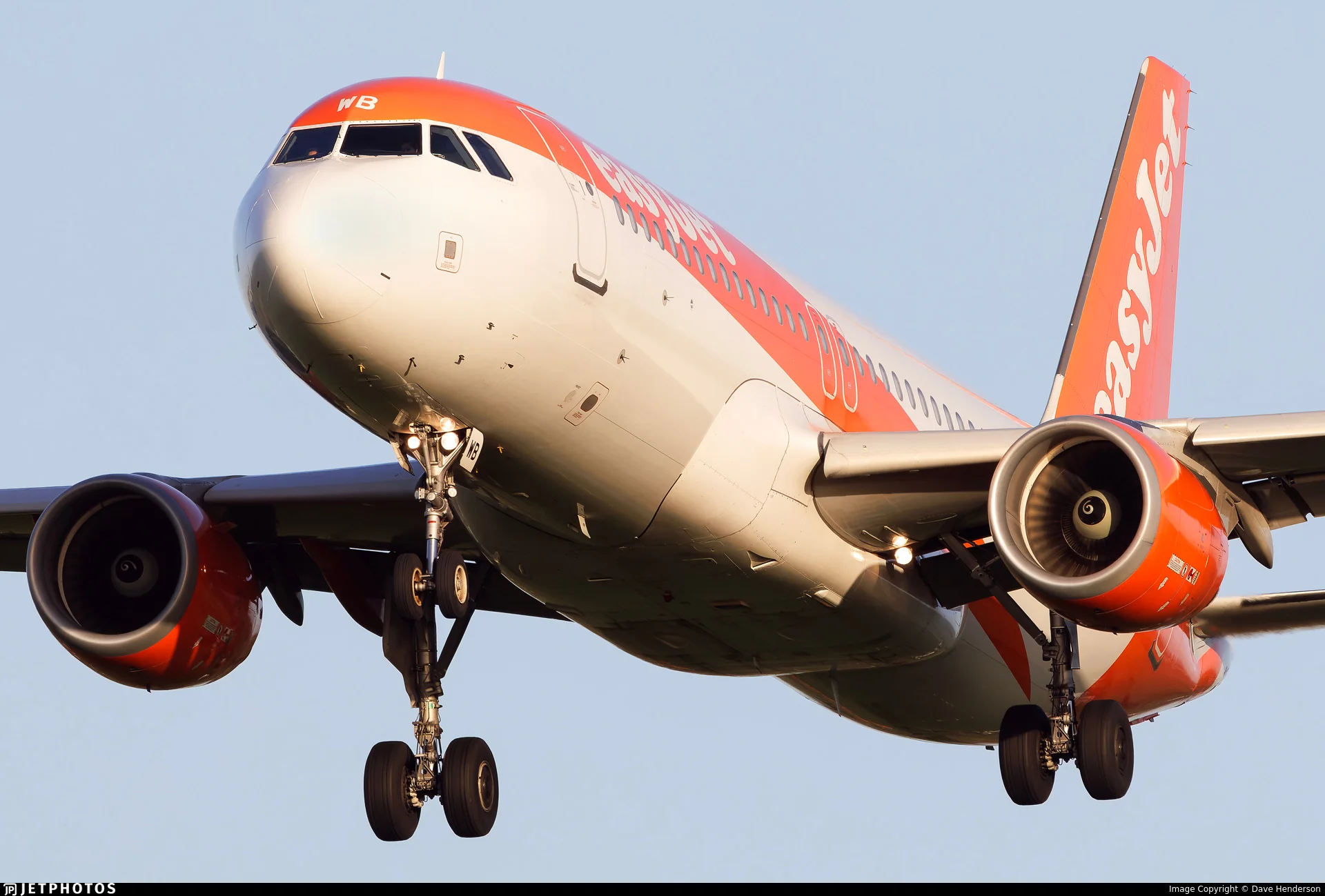 easyJet G-EZWB A320