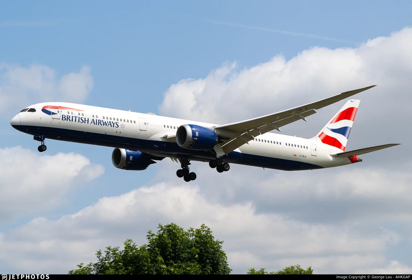 British Airways G-ZBLA B78X