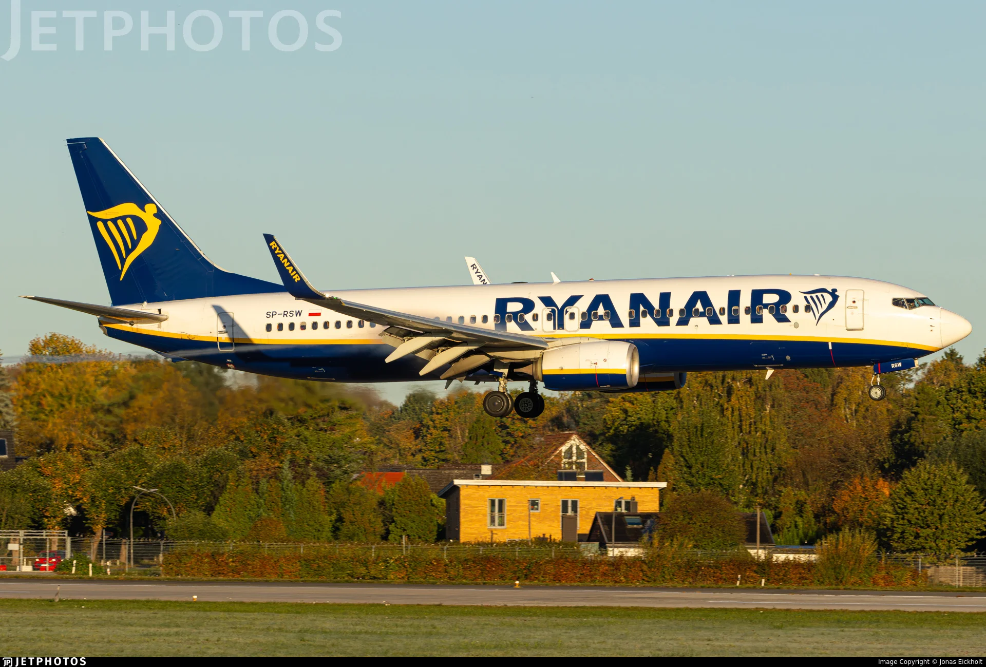 Ryanair SP-RSW B738