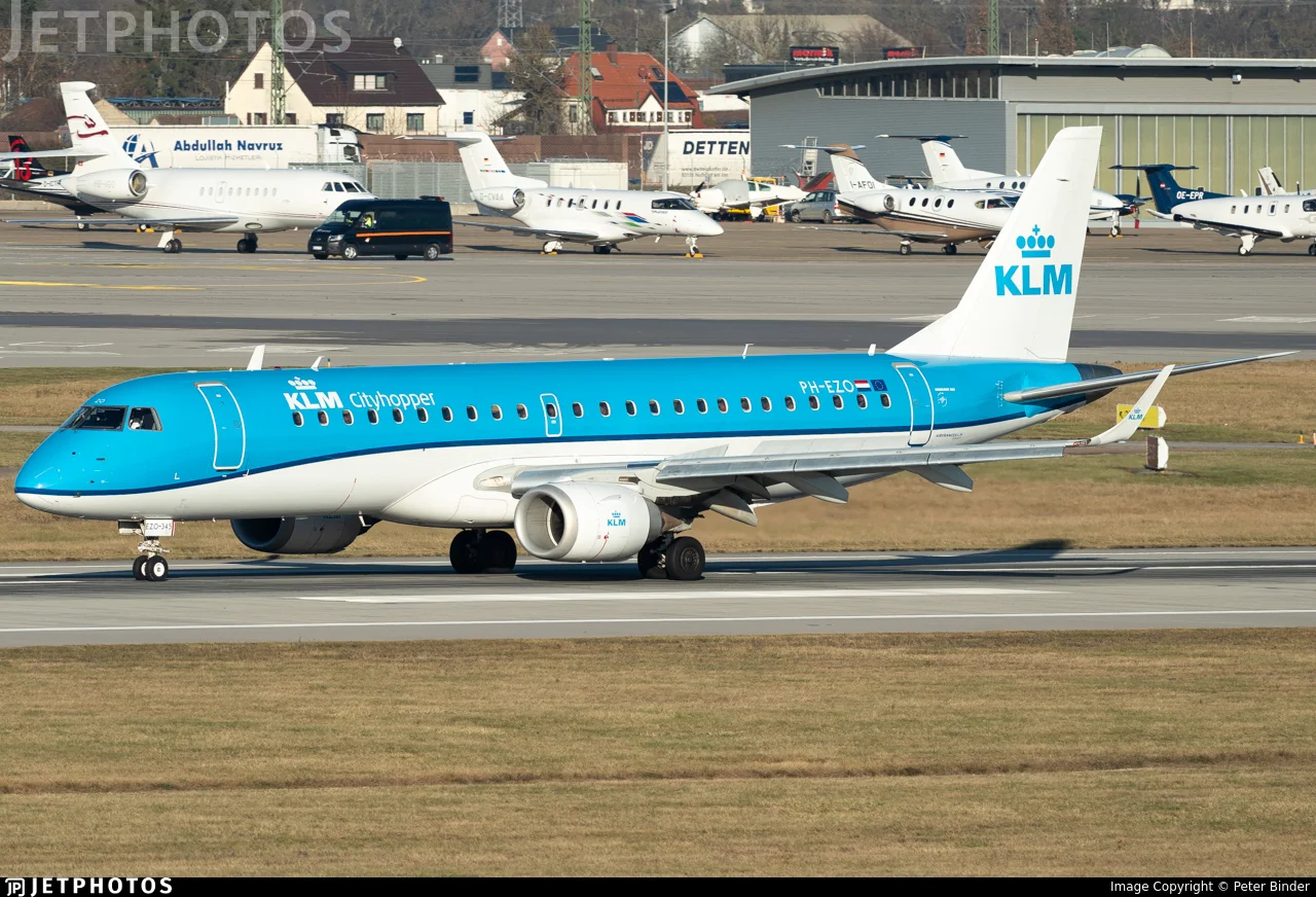 KLM PH-EZO E190
