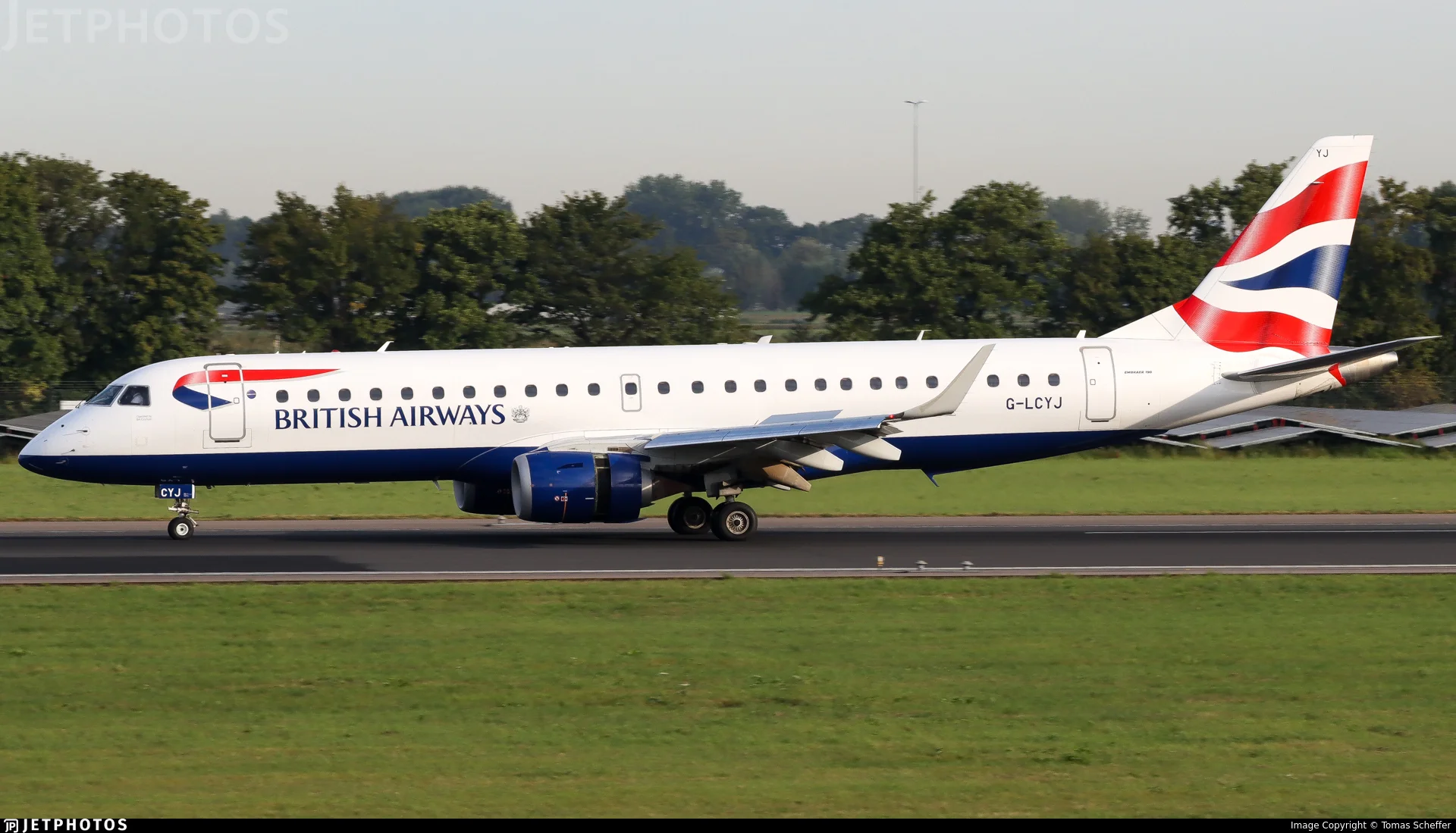 BA CityFlyer G-LCYJ E190
