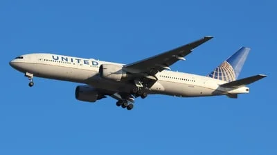 United Airlines N78009 Boeing 777-224(ER)