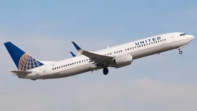 United Airlines N79402 Boeing 737-924