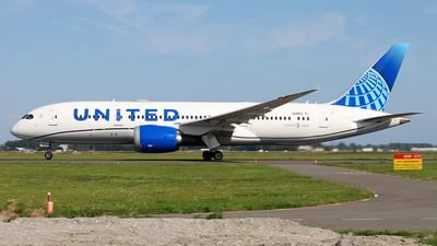 United Airlines N28912 Boeing 787-8 Dreamliner