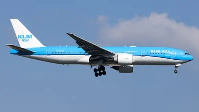 KLM Asia PH-BQH Boeing 777-206(ER)