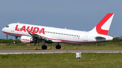 Lauda Europe 9H-LOI Airbus A320-214