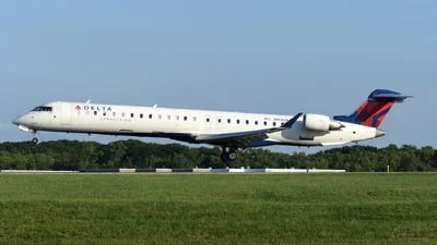 N933XJ