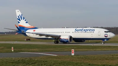 SunExpress TC-SMK Boeing 737-8 MAX