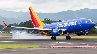 Southwest Airlines N7733B Boeing 737-76N