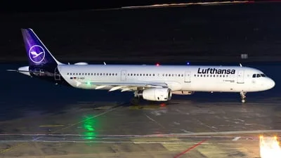 Lufthansa D-AIDF Airbus A321-231