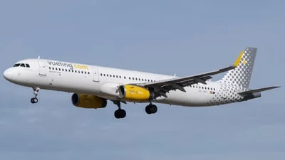 Vueling EC-MQL Airbus A321-231