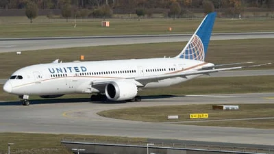 United Airlines N29907 Boeing 787-8 Dreamliner