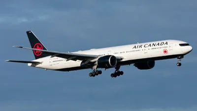 Air Canada C-FIUL Boeing 777-333ER