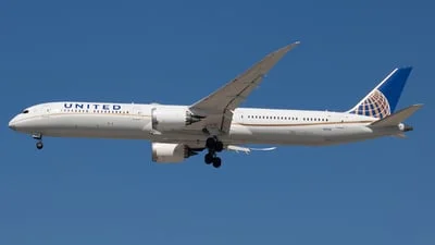 United Airlines N12006 Boeing 787-10 Dreamliner
