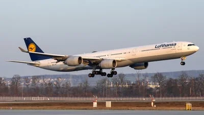 Lufthansa D-AIHW Airbus A340-642