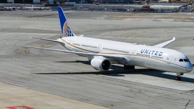 United Airlines N12004 Boeing 787-10 Dreamliner