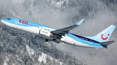 TUI G-TUKX Boeing 737-8K5