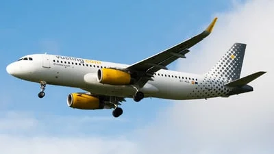 Vueling EC-MEA Airbus A320-232