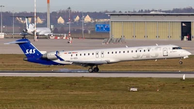 Scandinavian Airlines (CityJet) EI-GEA Bombardier CRJ-900LR