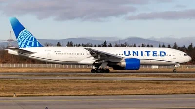United Airlines N78004 Boeing 777-224(ER)