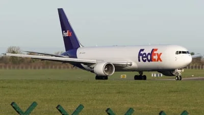 FedEx N125FE Boeing 767-3S2F(ER)