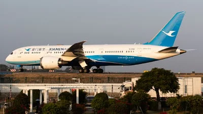 Xiamen Airlines B-2768 Boeing 787-8 Dreamliner