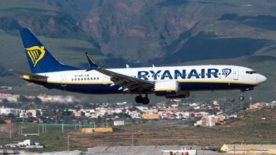 Ryanair EI-HAY Boeing 737-8-200 MAX