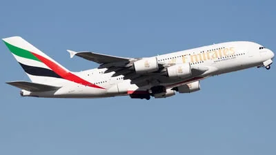 Emirates A6-EUT Airbus A380-842