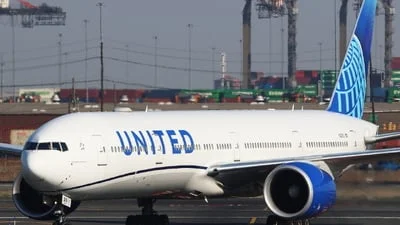 United Airlines N2251U Boeing 777-322ER