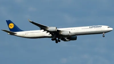 Lufthansa D-AIHY Airbus A340-642