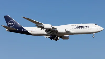 Lufthansa D-ABYA Boeing 747-830
