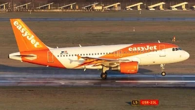 easyJet Europe OE-LKK Airbus A319-111