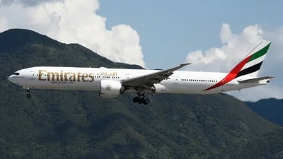 Emirates A6-ECM Boeing 777-36NER