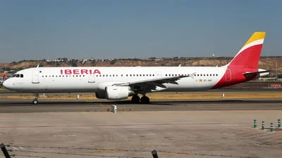 Iberia EC-HUI Airbus A321-212