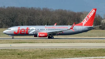 Jet2.com G-DRTV Boeing 737-8AL