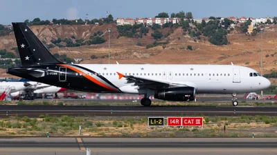 Titan Airways G-POWM Airbus A320-232