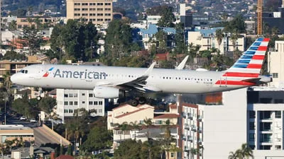 American Airlines N132AN Airbus A321-231