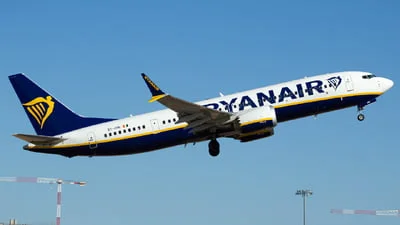 Ryanair EI-IHN Boeing 737-8-200 MAX
