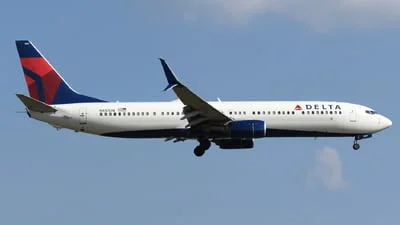 Delta Air Lines N837DN Boeing 737-932ER