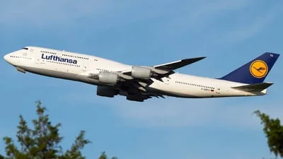 Lufthansa D-ABYU Boeing 747-830