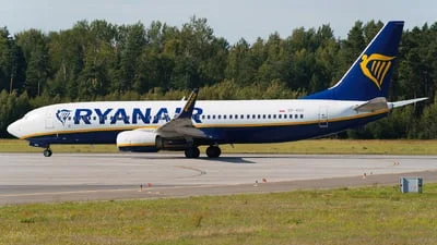 Ryanair (Buzz) SP-RSO Boeing 737-8AS