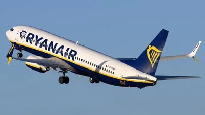 Ryanair EI-DWK Boeing 737-8AS