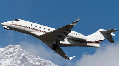 NetJets Europe CS-CHI Bombardier BD-100-1A10 Challenger 350